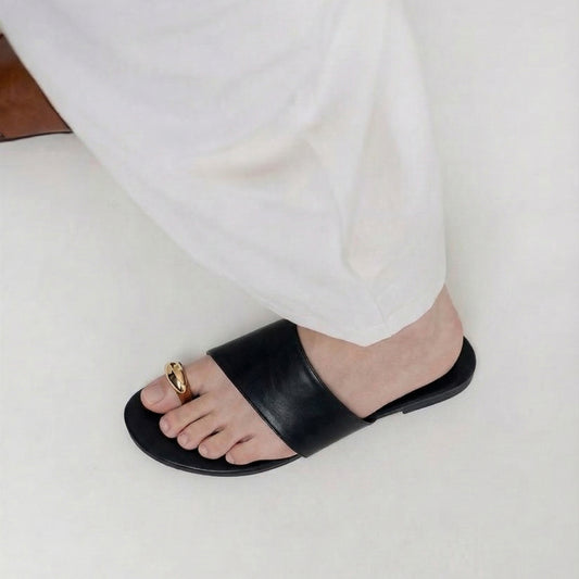 Black metal detail toe ring flats