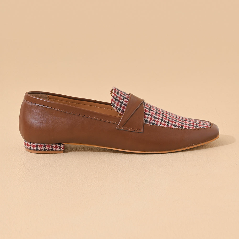 Oak Houndstooth Square Toe Loafers Shoes