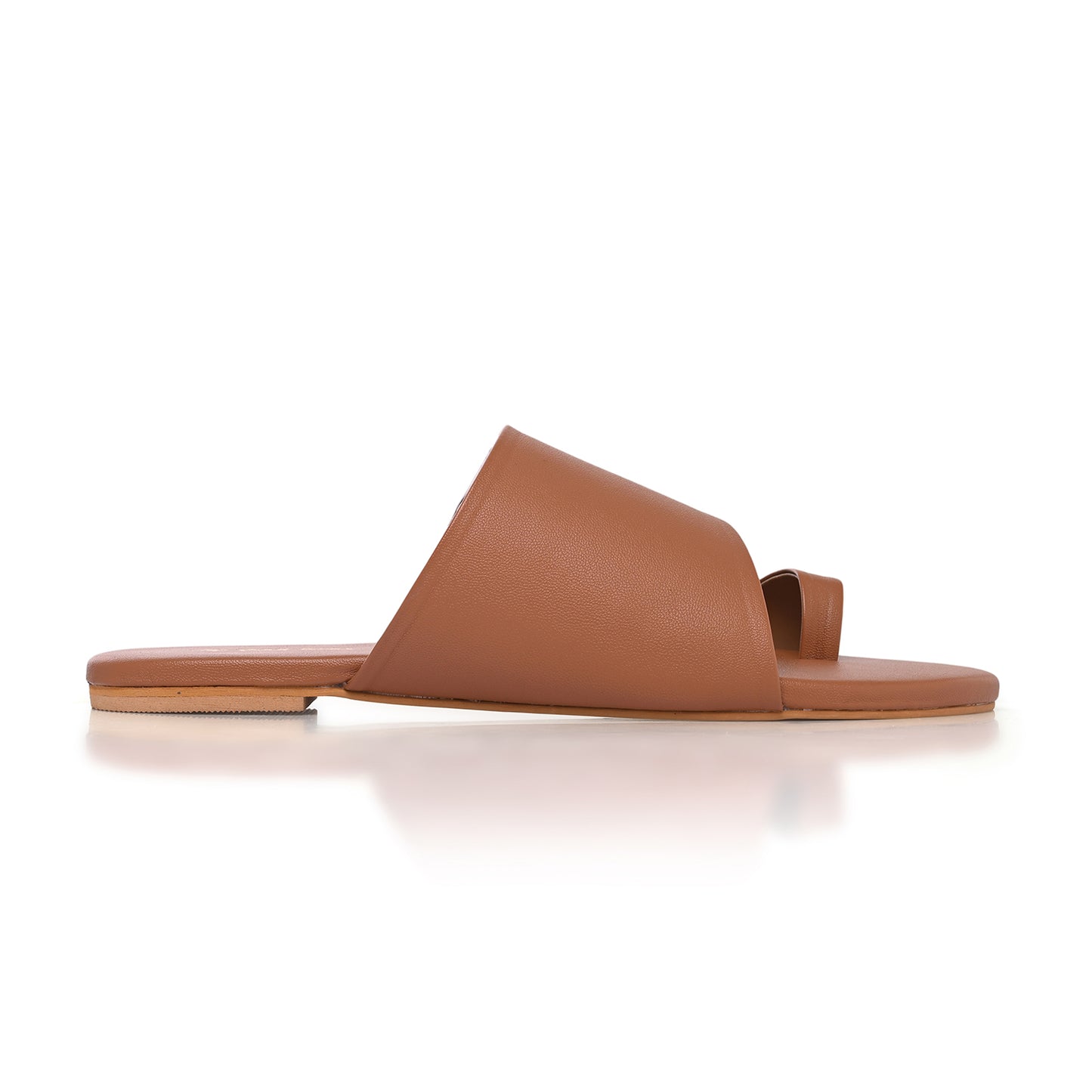 Tan toe ring flats
