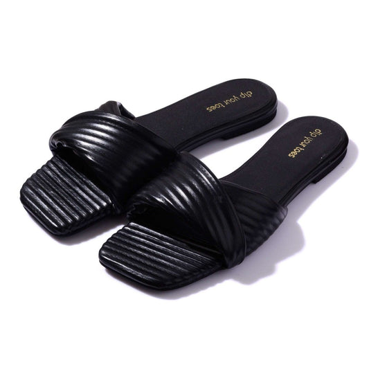 Black Pleated Sliders