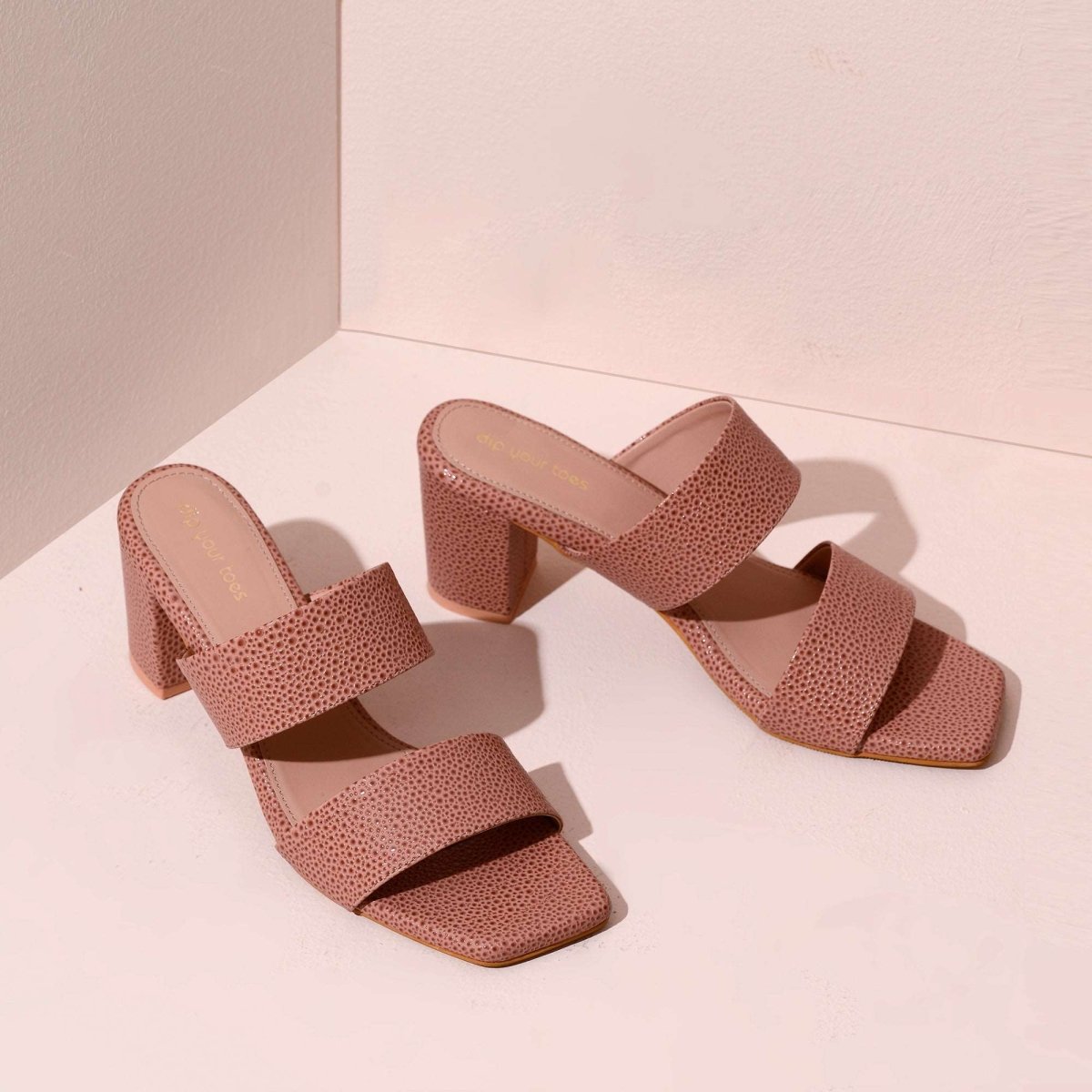 Rouge Heels