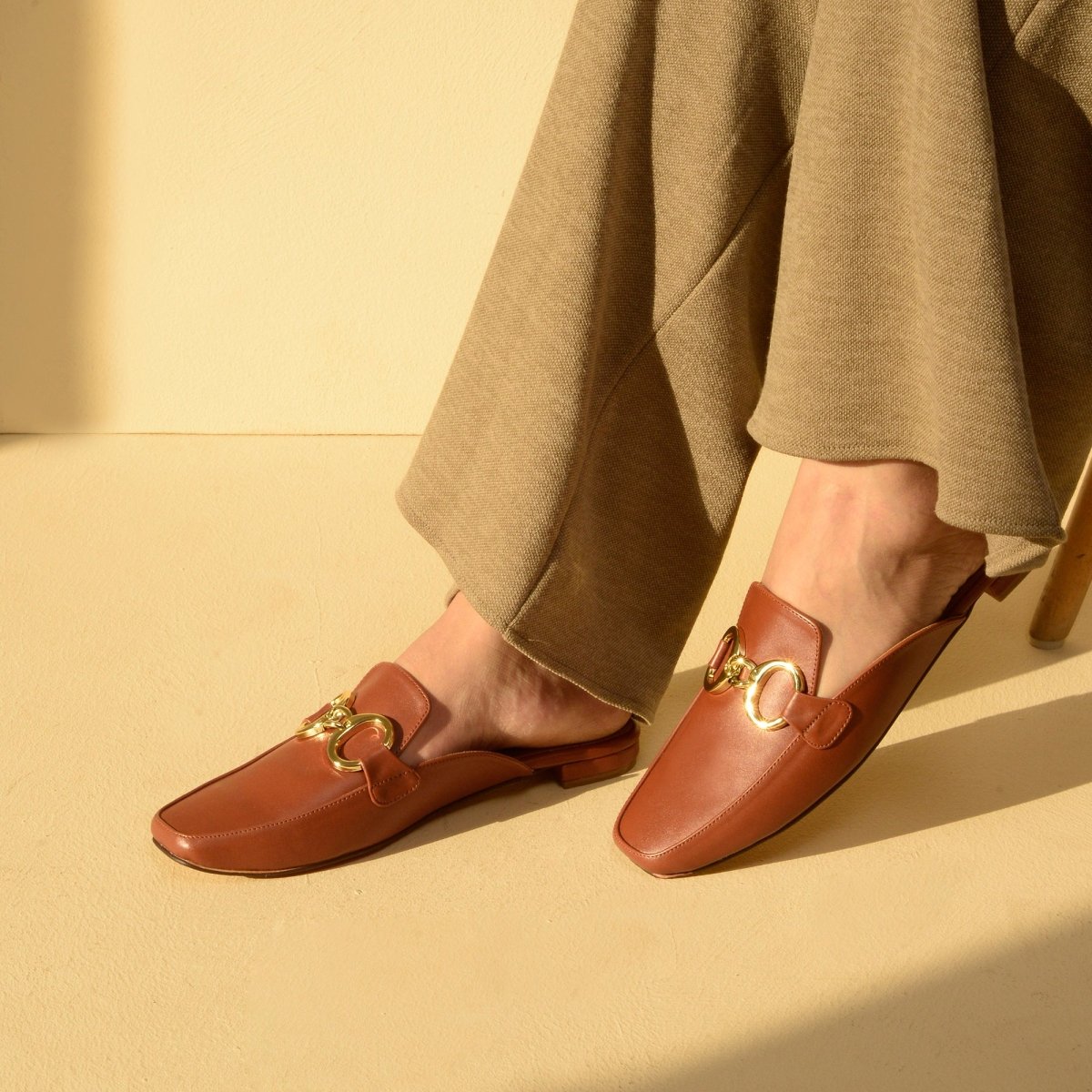 Brown Chain Loop Mules