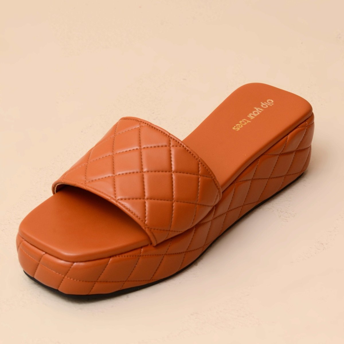 Amber Quilted Flatform