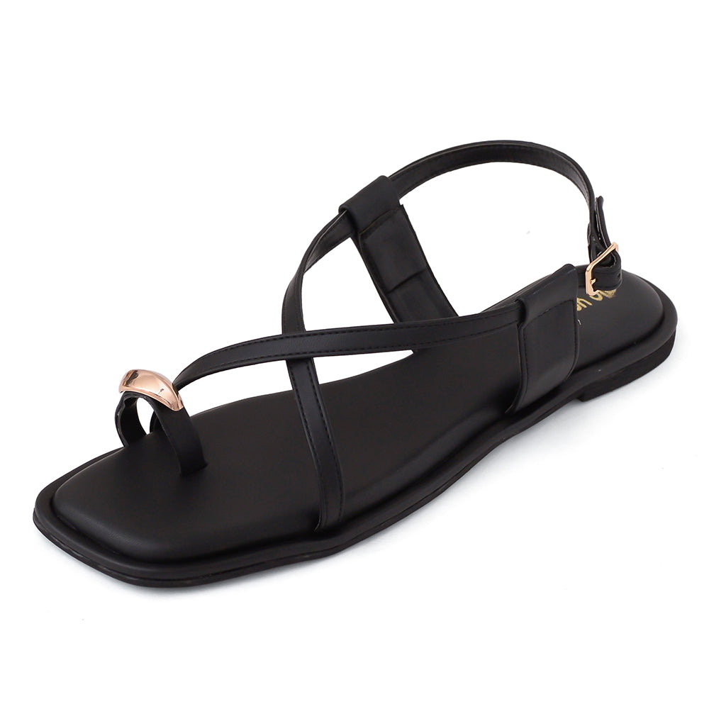 Black Toe Ring Detail Sandals