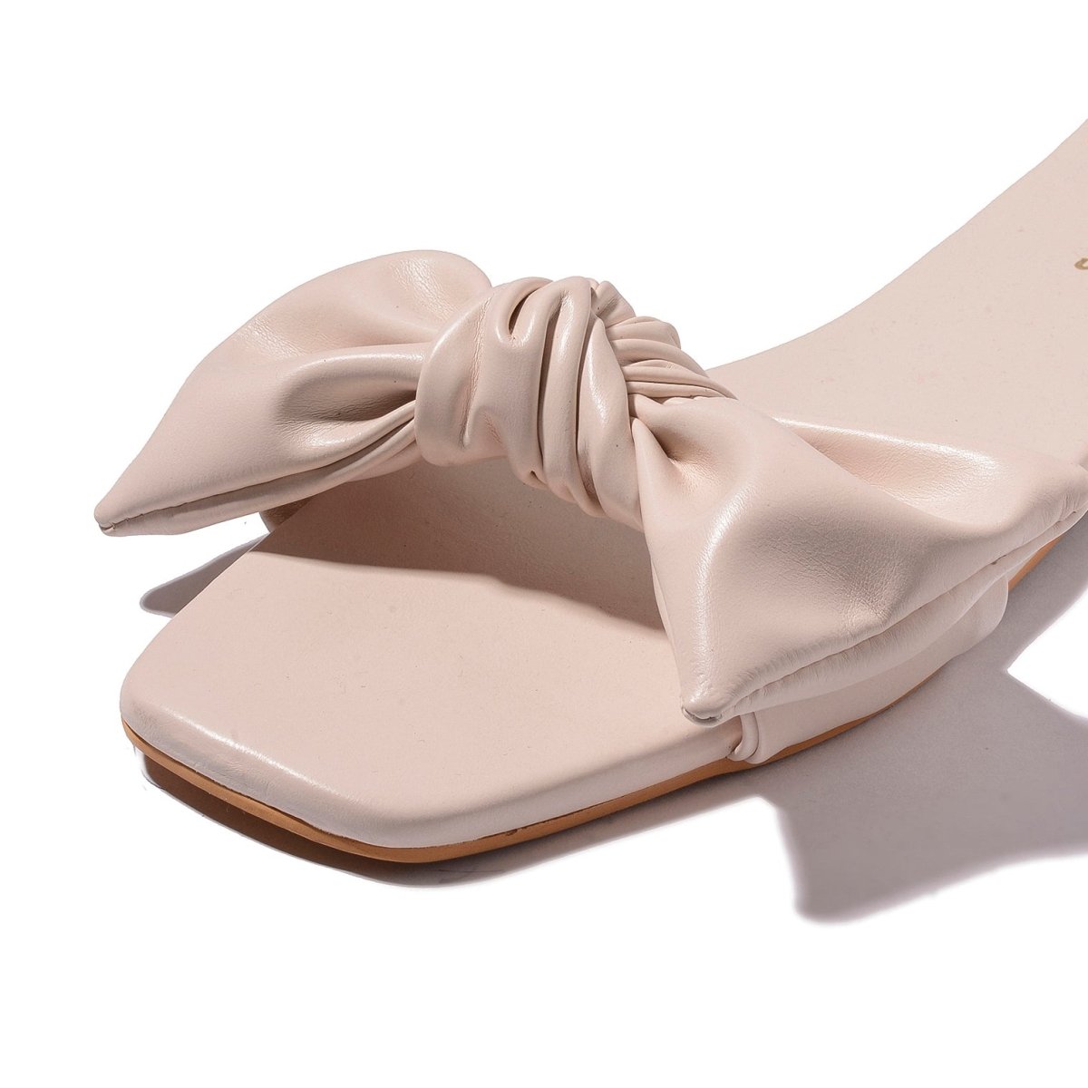 White bow sliders
