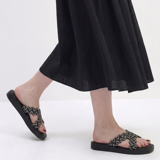 Black Crossover Flatforms