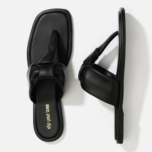 Black puffy Knotted flats