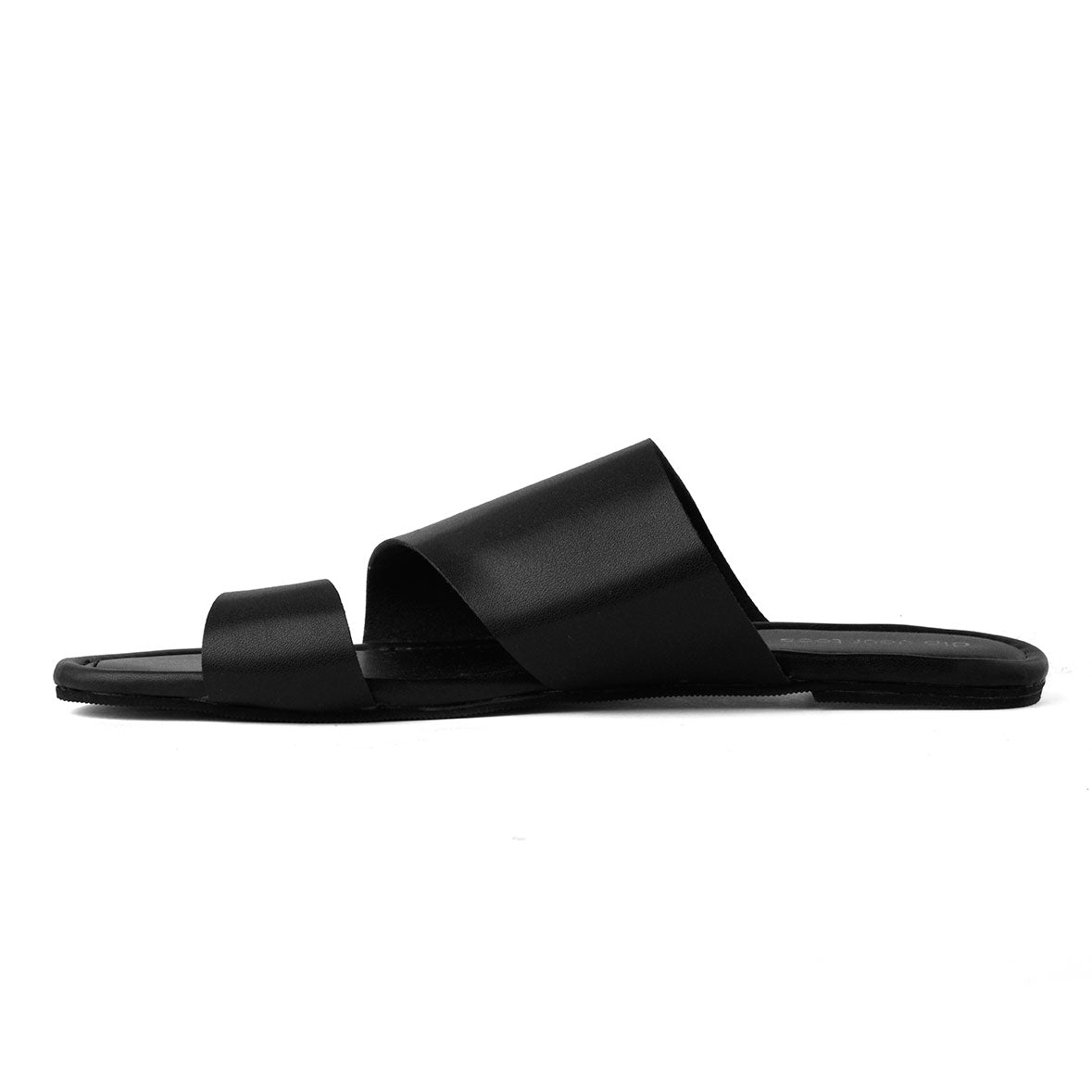 Black toe ring flats