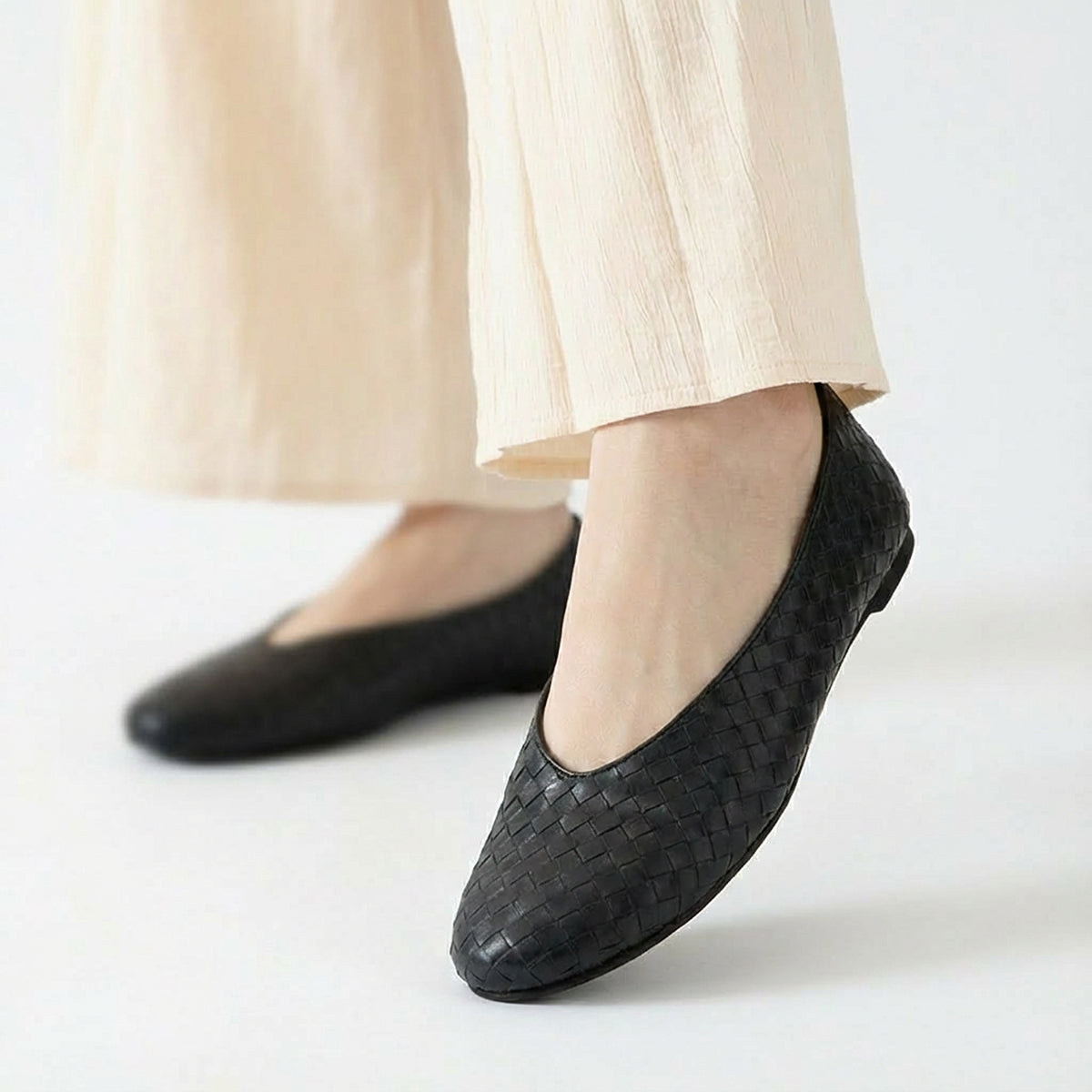 Black Ballet Flats