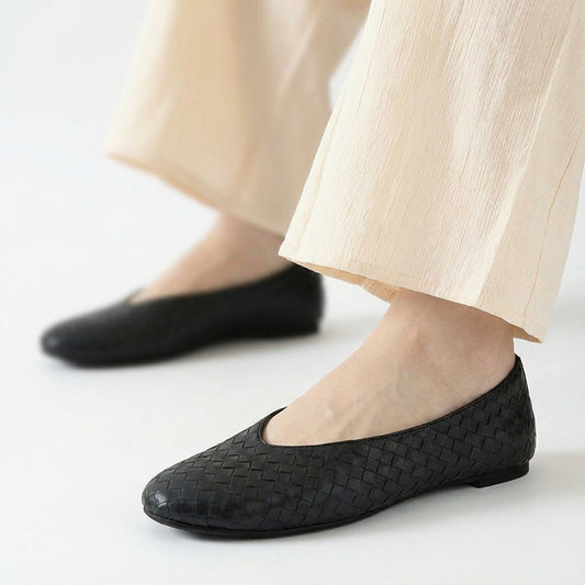 Black Ballet Flats