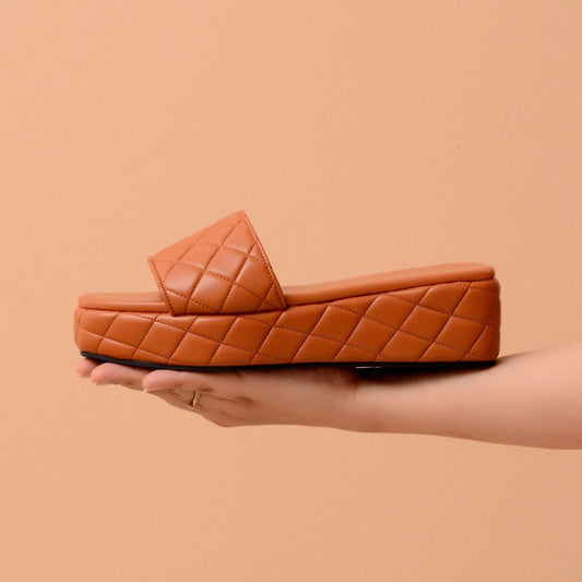 Amber Quilted Flatform