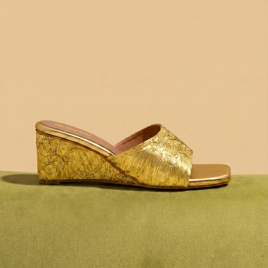 Crinkle Gold Wedges