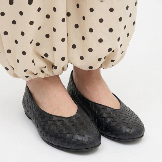 Black Ballet Flats